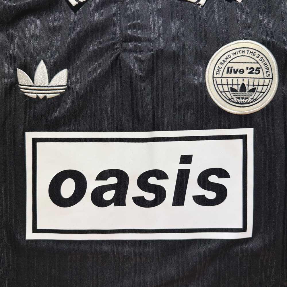 Adidas Oasis Live 25 Jersey Size Medium Black White Soccer Shirt Band Merch NEW - Picture 4 of 4